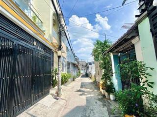 Bán đất thổ cư đường thạnh lộc 16, phường thạnh lộc, q12, dt 60m2(5,5mx11m) giá 3,35tỷ