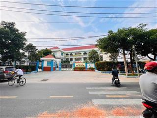 Bán nhà 3 tầng mặt tiền kinh doanh đường hhg phường thạnh xuân, q12, dt140m2( 4x35).đường 30m,