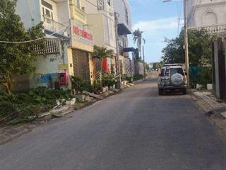 Bán nhà 3 tầng đường thạnh lộc 22, phường thạnh lộc, q12,dt92m2
(5x19).dòng tiền 8tr/th. giá 5,8tỷ