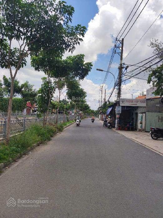 Bán đất full thổ cư mt đường thạnh lộc 17, phường thạnh lộc, q12. dt 95,1m2. dòng tiền 18tr/th
