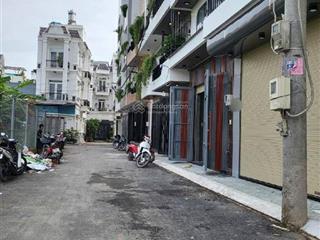 Bán nhà 5 tầng mới ở ngay full nội thất đường tx33, phường thạnh xuân q12. dt 62m2(4x15). hẻm 6m