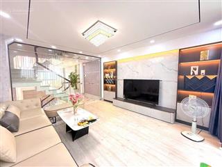 Bán nhà 5 tầng mới ở ngay full nội thất đường thạnh xuân 24,phường thạnh xuân,q12,68m(4x17).hẻm ôtô