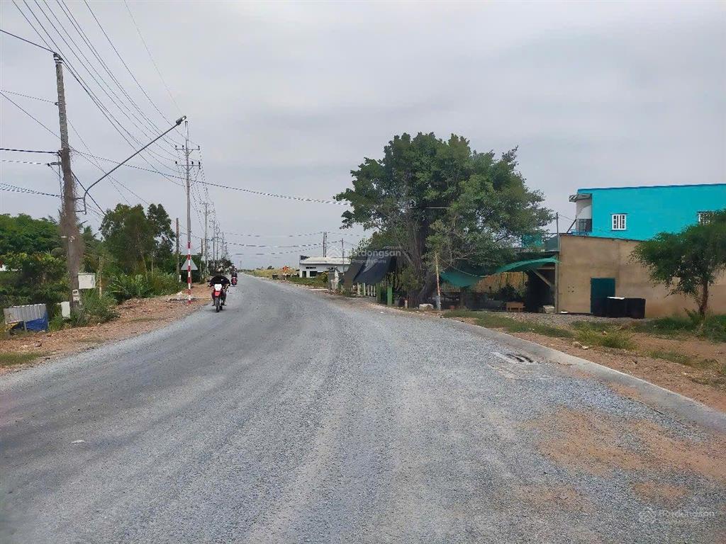 Cần bán 1,6ha đất mặt tiền đt 871b, thị trấn vàm láng, gò công đông, ngay khu công nghiệp dầu khí