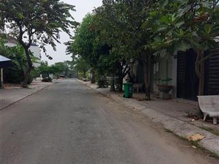 Bán đất nền dự án đông thủ thiêm, 106 triệu / m2. dt 108 m2. giá cực chất lượng uy tín đầu tư.