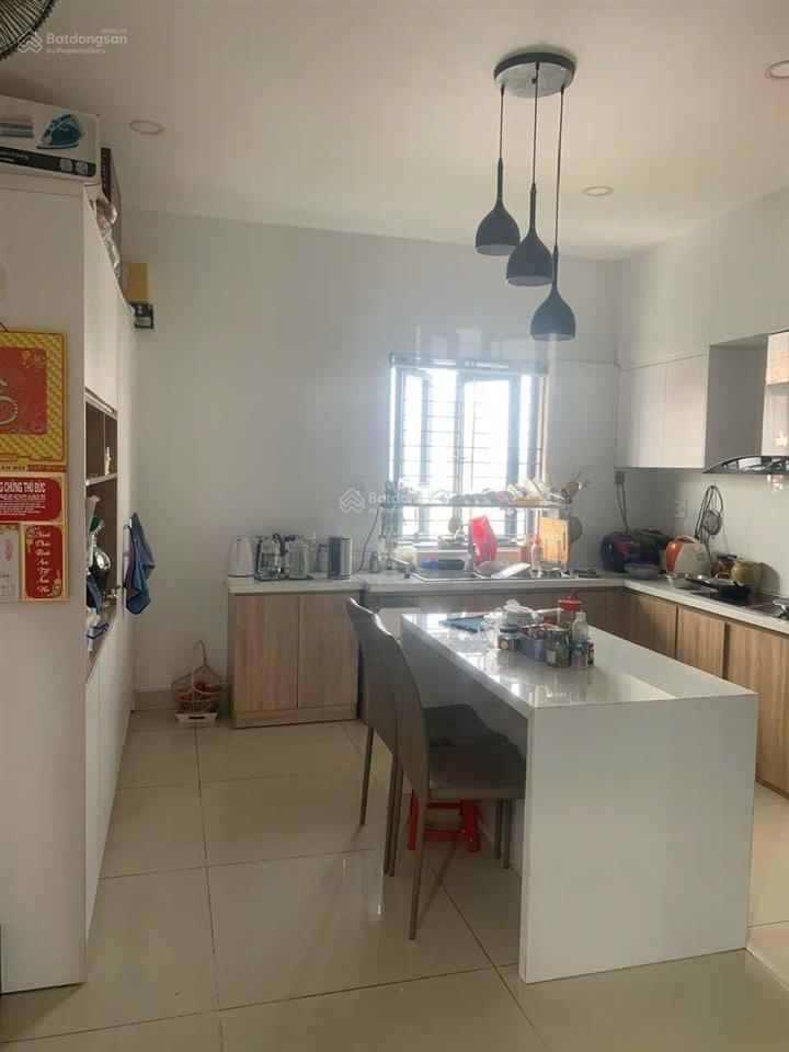 Bán nhà đường nguyễn tư nghiêm.gồm 1 trệt 4 lầu. vị trigiá tốt đừng lỡ a/chi ơi.