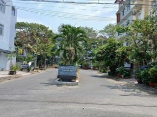 Đất vị trí tốt giá tốt. đường 18 khu thành ủy cho khách đầu tư  ở