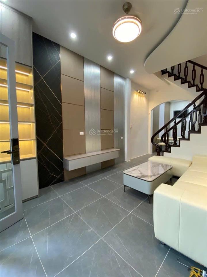 Bán nhà ngõ 639 hoàng hoa thám, ba đình 42/46m 5t mt 3,3m nhà đẹp ở luôn ngõ rộng