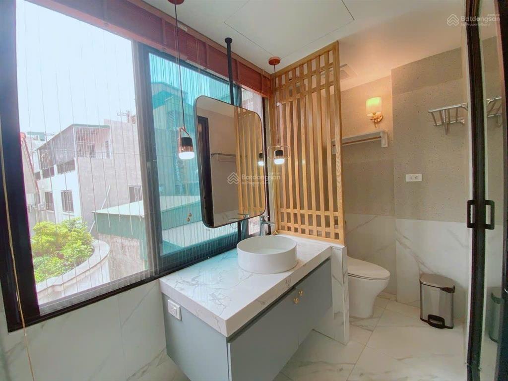 Bán nhà phố đào tấn , ba đình 70m  5t  thang máy, hai mặt ngõ thông, kinh doanh sinh lời ..