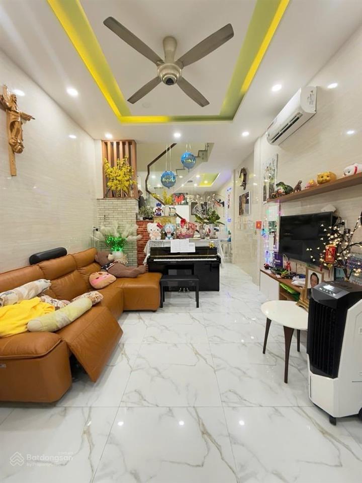 Bán nhà đẹp full nội thất ngay ngã tư bảy hiền , tân bình