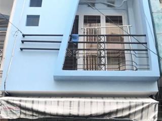 Bán nhà 3 tầng ngay giáp cầu kiệu hàng xóm quận 1, ô tô ngủ trong nhà. phú nhuận