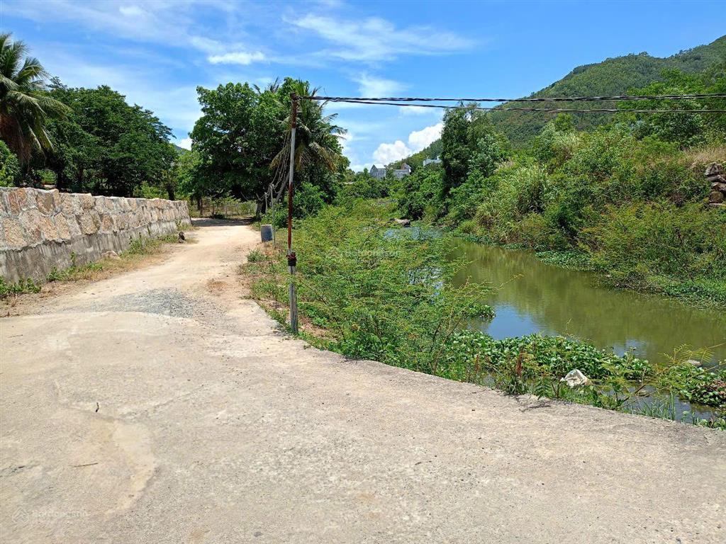 Đất đẹp làm nhà vườn  mặt tiền tỉnh lộ 3, ngang 25m, phước sơn, phước đồng, nha trang