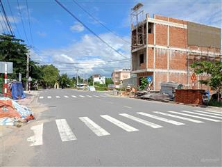 Lô góc 2 mặt tiền, khu tái định cư ngọc hiệp, nha trang. dt 86m2, ngang 4m. giá 53 tr/m2