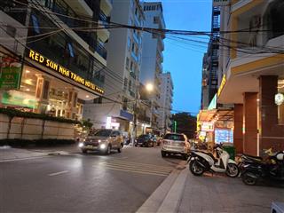 Bán lô đất xây khách sạn, hẻm 96 đường trần phú, nha trang. dt 198m2ngang 6,3m (nở hậu). giá 70 tỷ