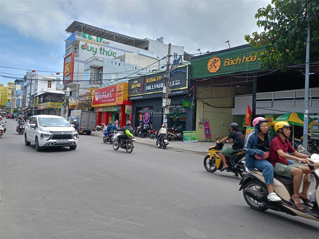 Đất mặt tiền phong châu, phước hải, nha trang. dt 95,8m2, ngang 5m. giá 90tr/m2