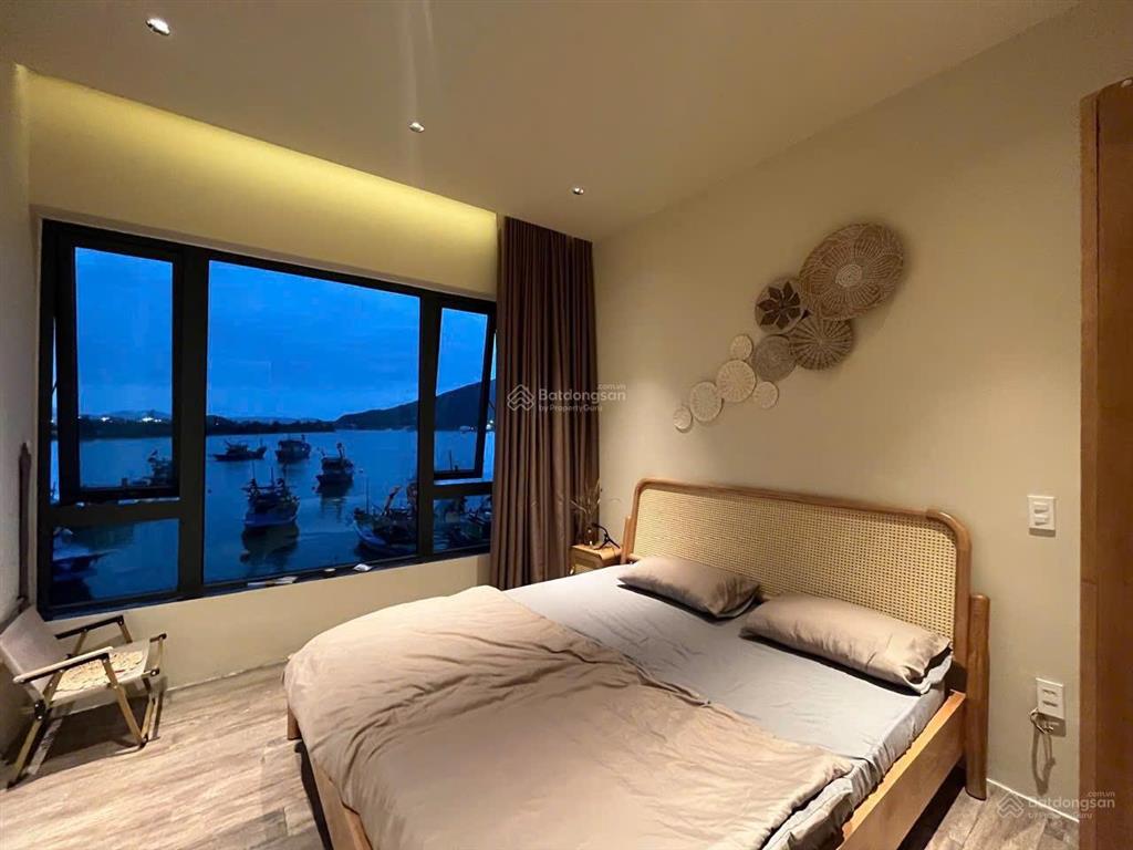 Chào bán villa 2 tầng hiện đại đối diện mặt biển  nguyễn hữu an  nại hiên đông  sơn trà