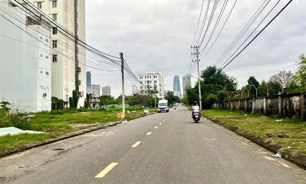 Giá đầu từ  hấp dẫn  thiện chí bán cặp đất mặt tiền lý thánh tông  cách biển 700m