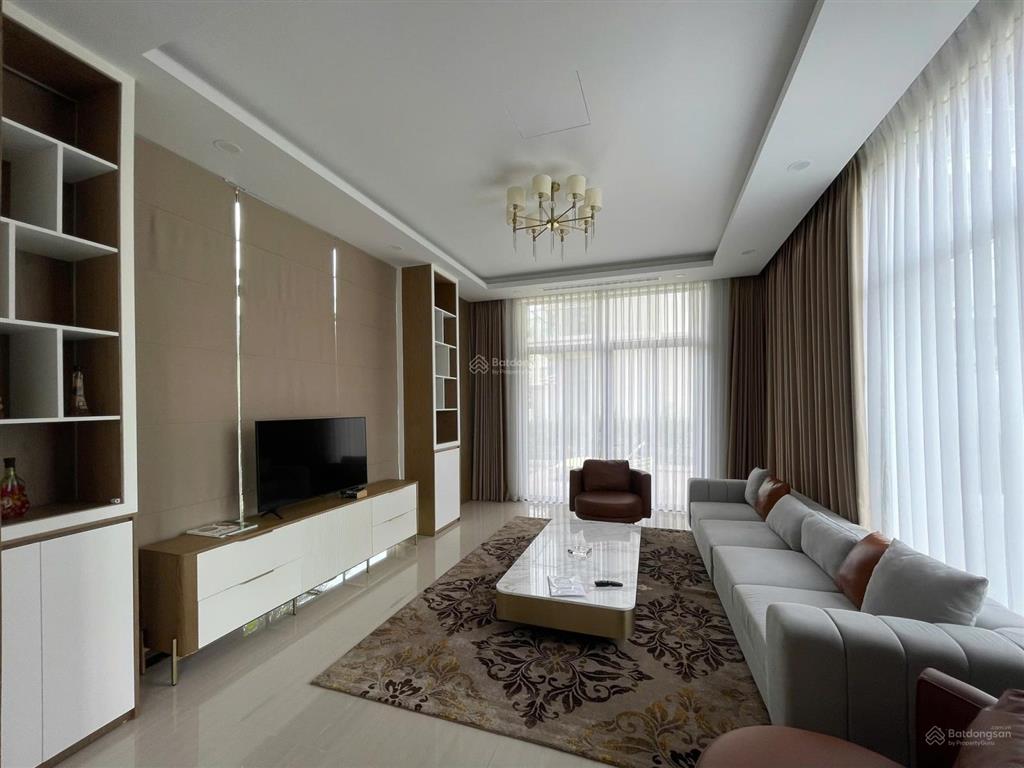 Qũy hàng ngoại giao biệt thự biển golf ruby coastal city giá 37,5tr/m2 sẵn sổ