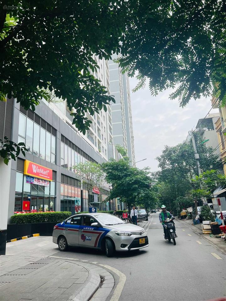 Chuyển nhượng shophouse chân đế có giá tham khảo tốt trong khu vực tại kosmo tây hồ, chỉ 15.5 tỷ