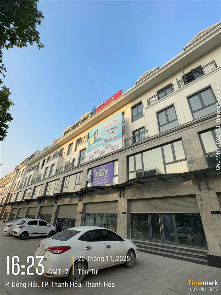 Nhà phố 5 tầng mặt đại lộ nam sông mã đối diện 31 tòa chung cư vin, diện tích 123.3m2, giá 12.5 tỷ