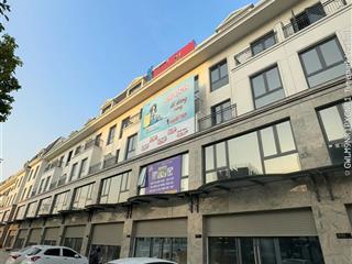 Nhà phố 5 tầng mặt đại lộ nam sông mã đối diện 31 tòa chung cư vin, diện tích 123.3m2, giá 12.5 tỷ