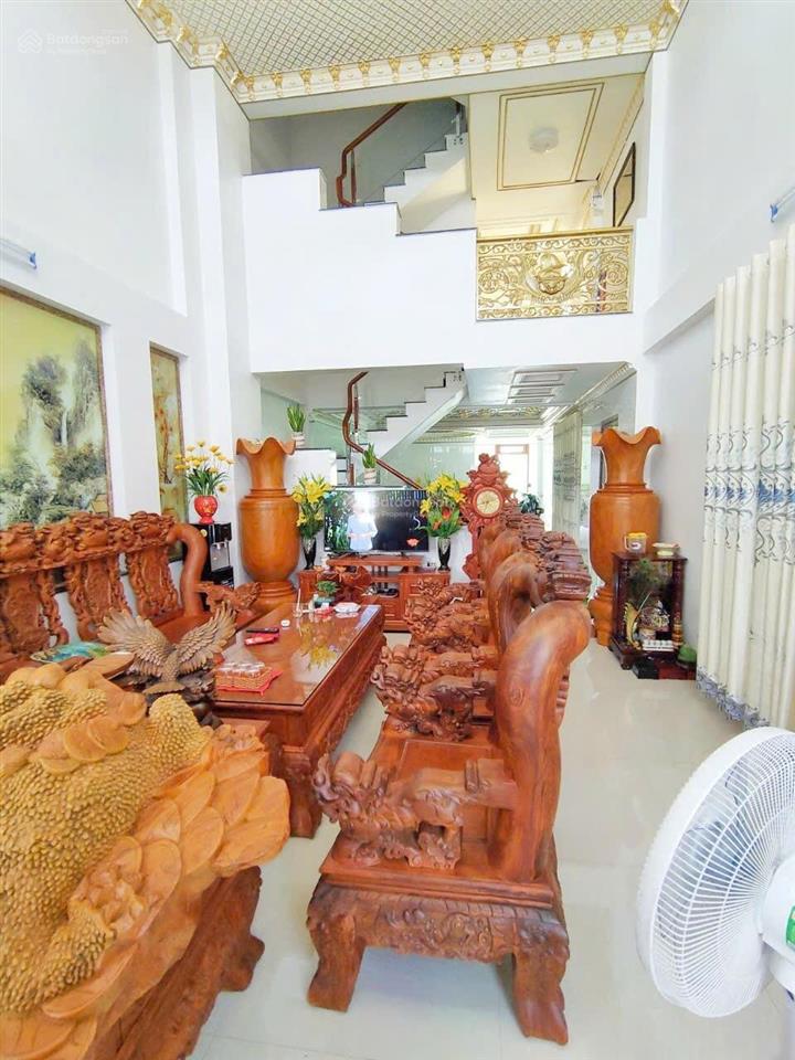 Lướt sóng đầu tư đánh tài chính nhà mặt tiền quận 12 phường hiệp thành mặt tiền kinh doanh 325.5m2
