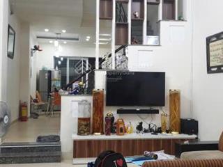 Bán nhà mtnb ngay chợ tân hương, dt 4x20m  3 lầu. giá 8 tỷ thương lượng