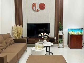 Nhà dân đang ở diện tích lớn giá cực rẻ cho bác nào nhanh tay thuộc trung tâm trần lãm
