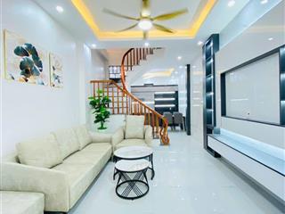 Siêu phẩm giá tốt nhà 3 tầng full nội thất ngõ ô tô kỳ bá giá chỉ hơn 2 tỷ sở hữu ngay tổ ấm