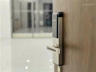 Bán căn hộ 3pn  86m2 giá 2,35 tỷ tầng cao, sẵn sổ