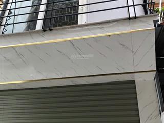 Cho thuê nhà vị trí trung tâm ngay ngã tư lê trọng tấn hà đông