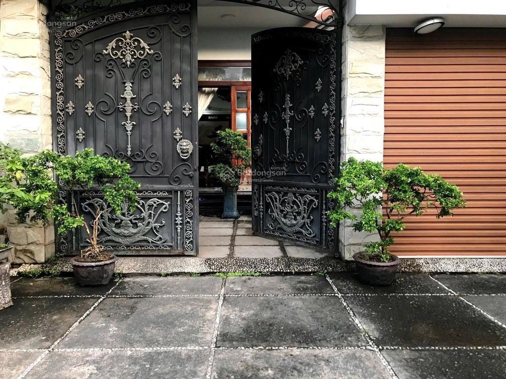 Vị trí vàng, biệt thự đẳng cấp, 250m2, 3 tầng, ngay gigamall, hbc, thủ đứcdành cho người xứng đáng