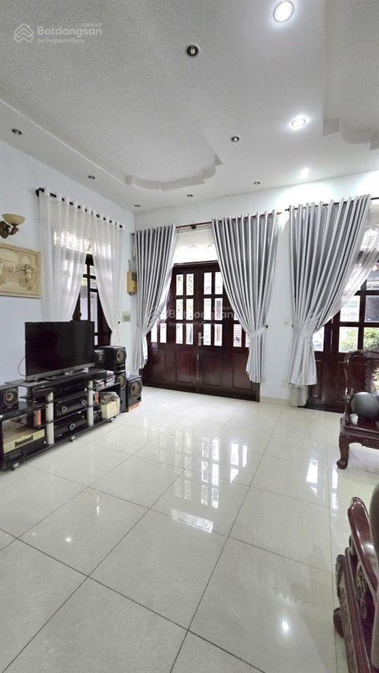 Vị trí vàng, biệt thự đẳng cấp, 250m2, 3 tầng, ngay gigamall, hbc, thủ đứcdành cho người xứng đáng