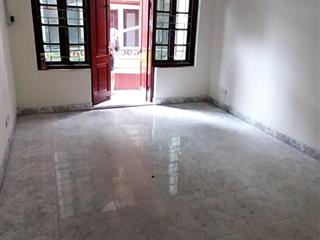 Chính chủ cho thuê nhà trung kính, trần kim xuyến, yên hòa. diện tích 75m2x 5 tầng.