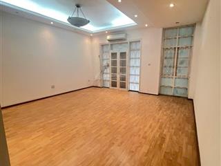 Chính chủ cho thuê nhà kđt yên hòa, trung kính, cầu giấy. dt 80m2 x 4 tầng.