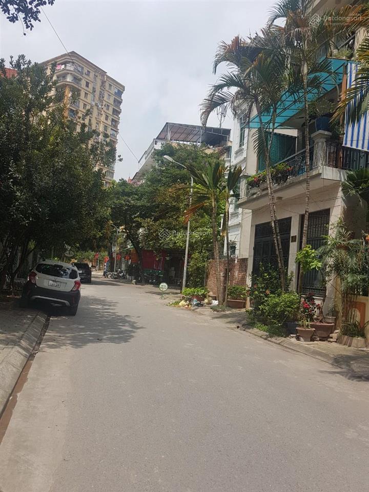 Chính chủ cho thuê nhà liền kề số 7a ngõ 2 linh lang dt 100m2 x 5 tầng mt 6m, giá 37 triệu