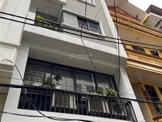 Chính chủ cho thuê nhà phân lô ngõ 71 phố đỗ quang . dt 65m² x 5 tầng, mt 5m. giá 28 triệu