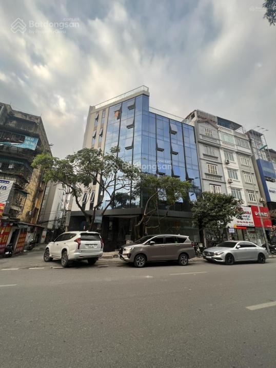 Chính chủ cho thuê nhà mặt phố thái hà , quận đống đa dt 110m x 3 tầng mt 7m giá 80 triệu