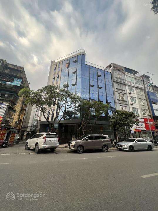 Cho thuê nhà số 34a phố vũ phạm hàm dt 150m x 5 tầng lô góc giá 70 triệu