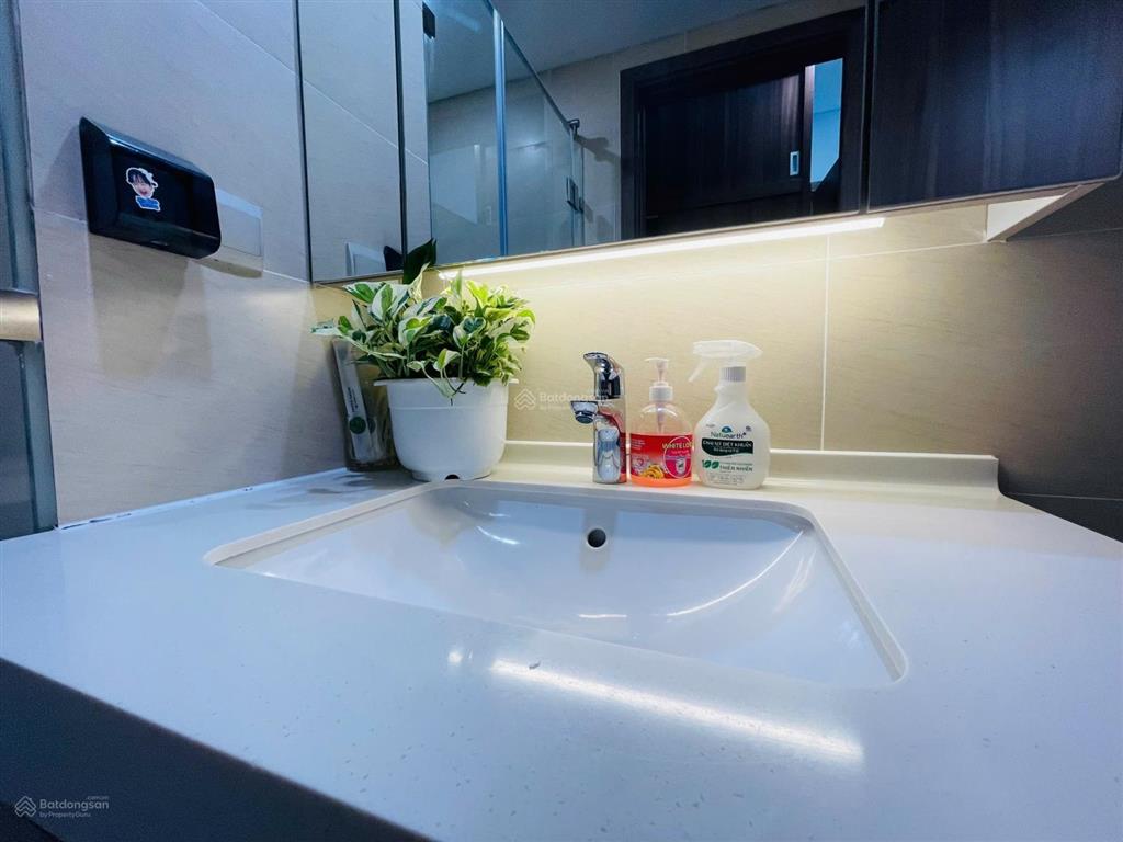 Hạ giá thuê nhiều căn hộ hà đô centrosa 2pn full nội thất cao cấp view đẹp. hotline 0901 116 ***