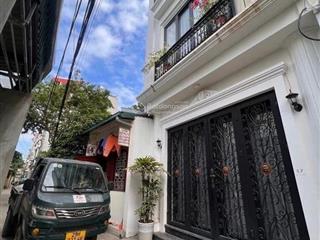 Bán nhà dân xây đức giang,53m,5ngu,thang máy,mặt ngõ ô tô thông,gần viên đức giang,chỉ 10.3ty