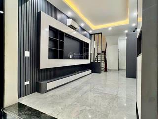 Bán nhà ngọc lâm,35m,3 ngủ,phun nội thất,gần cầu chương dương,chỉ 7.45 tỷ