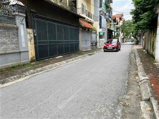 Bán đất tặng nhà phố nguyễn sơn,91mmt 7.6m,vỉa hè,ô tô tránh,chỉ 27xtỷ