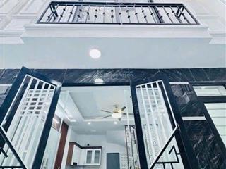Bán nhà 5 tầng việt hưng,32m,3 ngủ ,mới tinh,gần ô tô,5xty