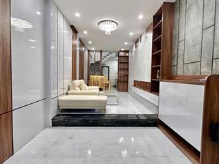 Bán nhà nguyễn sơn, 42m,4ngur, phun nội thất,gần ô tô tránh,chỉ 8 xty