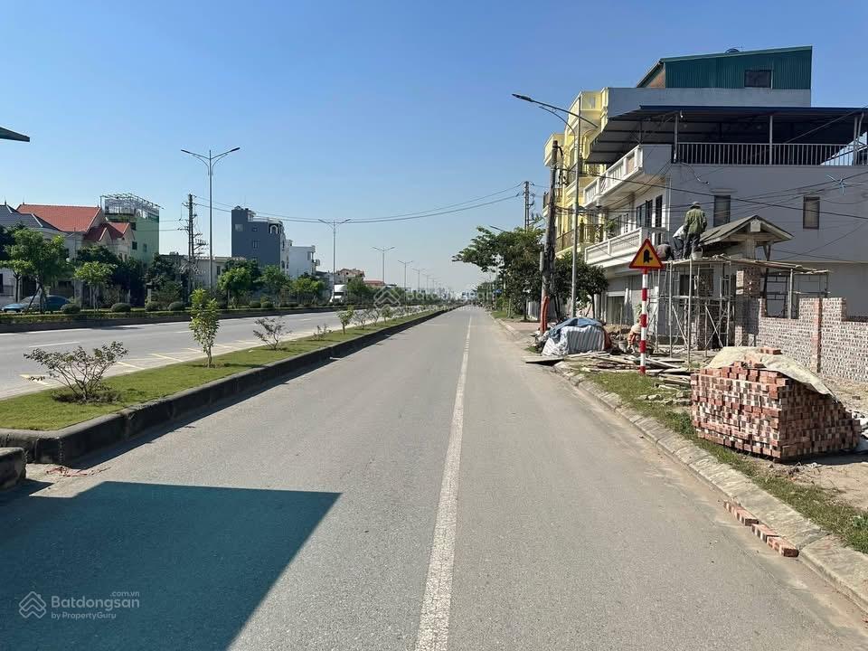 Chính chủ ban quản lý bán suất đất kcn giá 1.2 tỷ/lô sẵn sổ mặt tiền đường 8m vị trí trung tâm