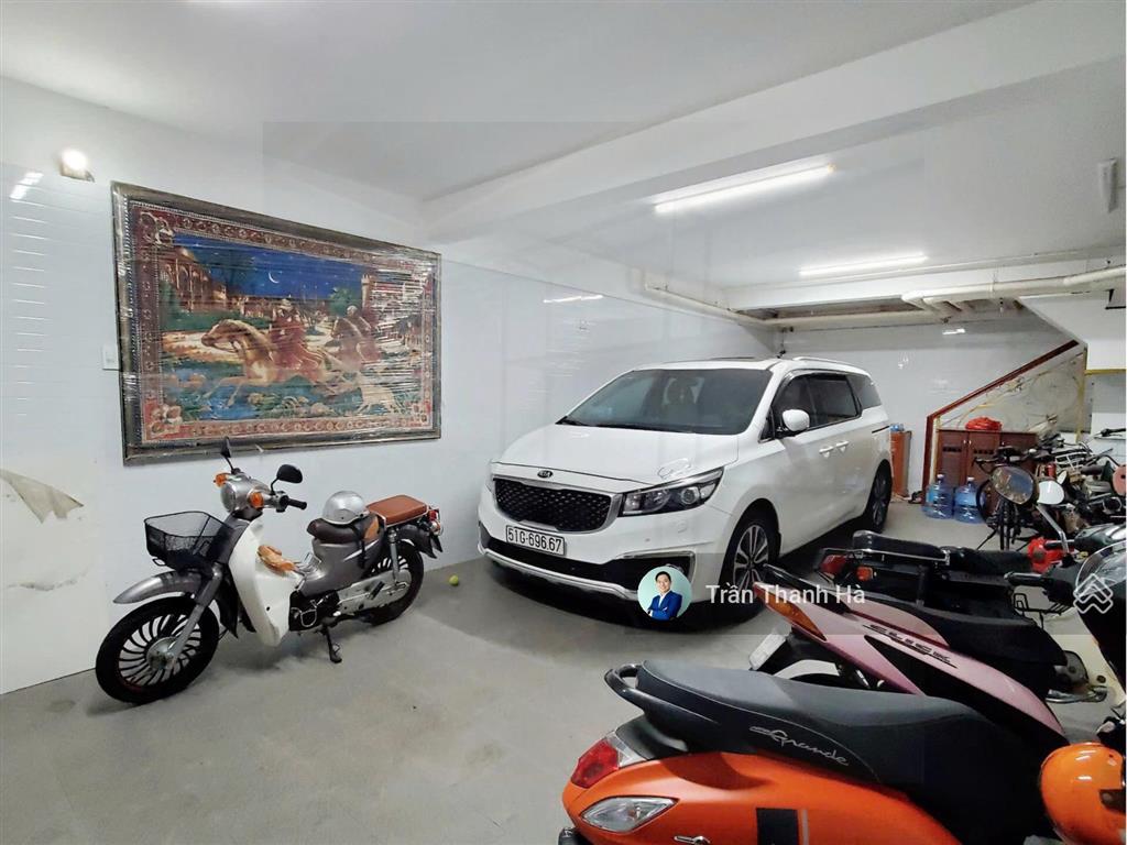 Cho thuê nhà nguyên căn 5x20 có hầm + 4 tầng, nội thất máy lạnh đầy đủ, đường lớn  vạn phúc city