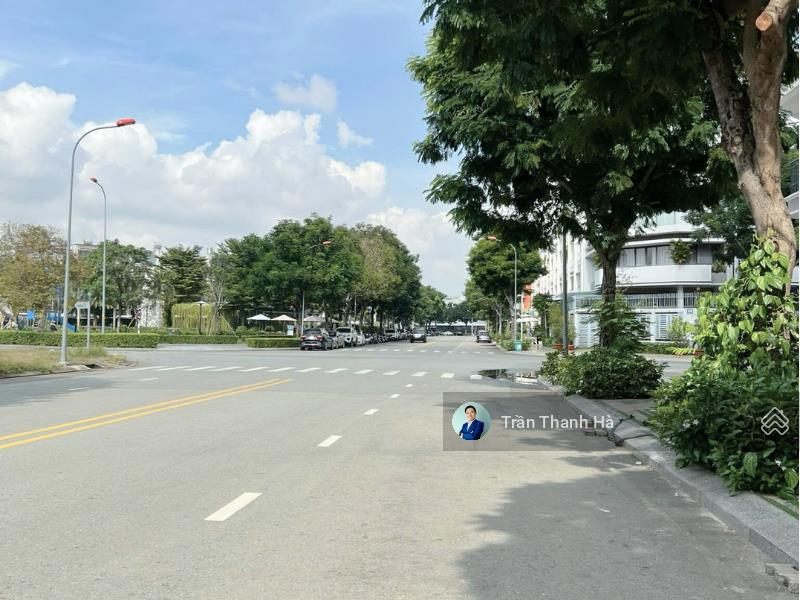 Nguyên căn mặt tiền 6m cho thuê, thang máy, máy lạnh đầy đủ, trục đường rộng 30m đẹp. giá chỉ 40tr