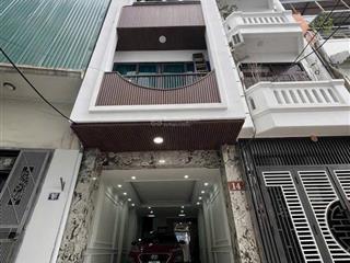Siêu phẩm 7 tầng thang máy nguyễn văn huyên cầu giấy dt50m x mt 4.5m giá 18 tỷ ôtô tránh kinh doanh