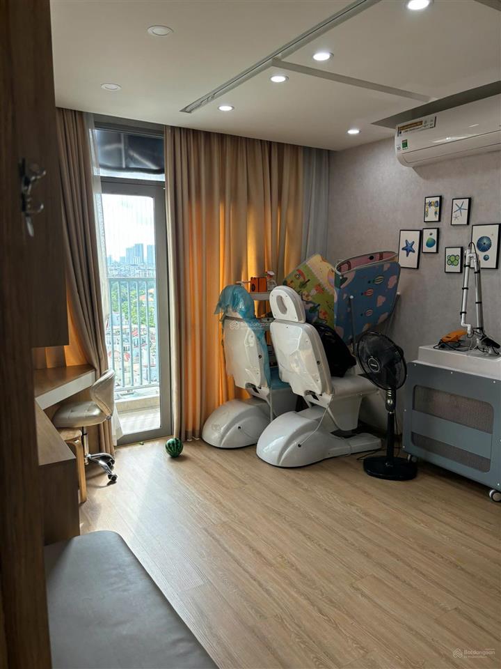 Chính chủ bán căn hộ luxcity quận 7, 70m2 2pn 2wc giá siêu rẻ