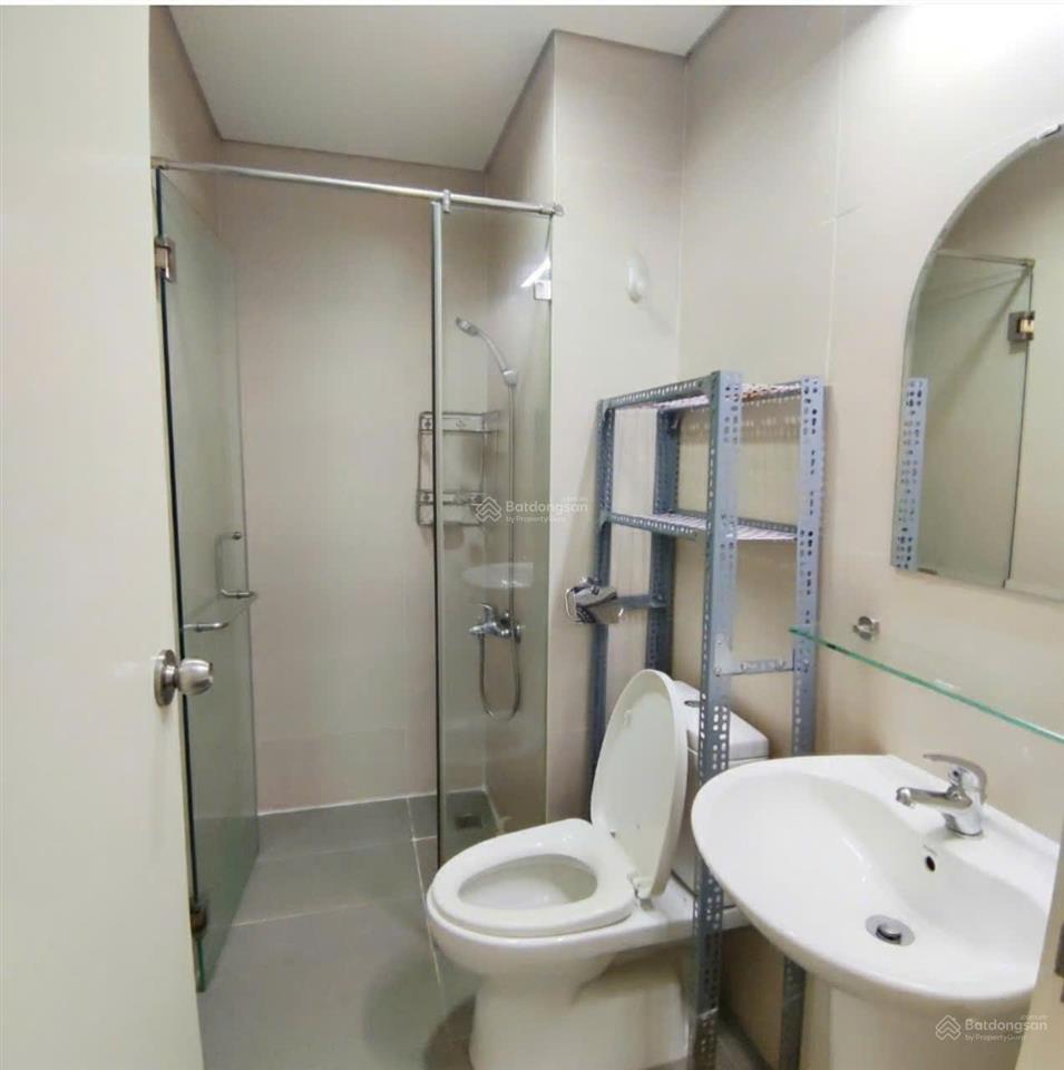 Cần cho thuê căn hộ luxcity 528 huỳnh tấn phát phường bình thuận q. 7.70 2pn 2wc